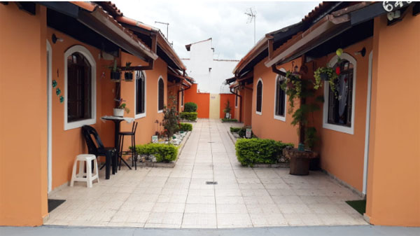 ALUGO CASA EM CARAGUATATUBA